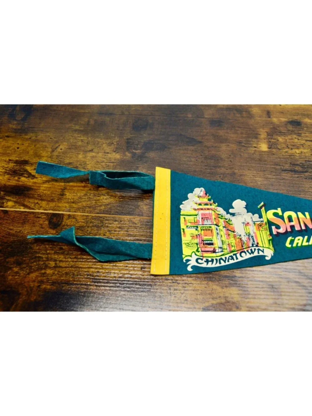 Vintage San Francisco Chinatown Felt Pennant Souvenir 12 inches